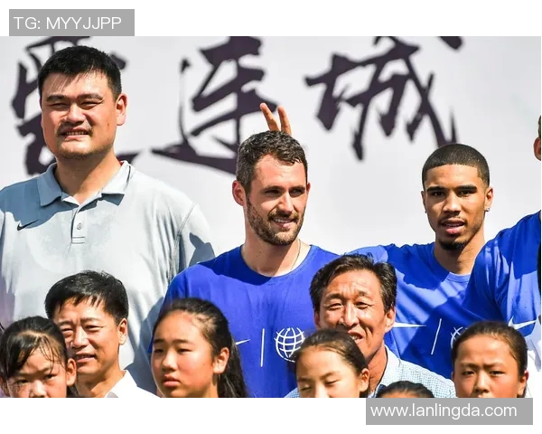 上海篮球队的成长之路:从默默无闻到璀璨辉煌的纪实故事 上海篮球队的成长之路:从默默无闻到璀璨辉煌的纪实故事