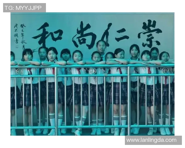 张芳专访：从绿茵场到人生舞台的足球旅程回顾与展望