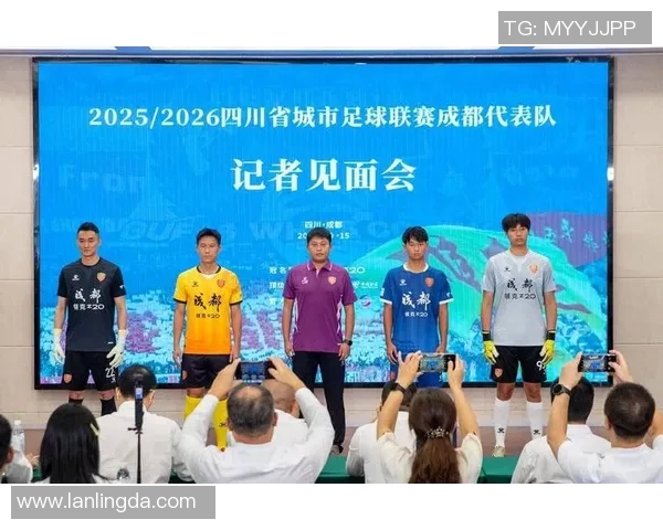 成都篮球队个人能力提升的热议与变革探索 成都篮球队个人能力提升的热议与变革探索